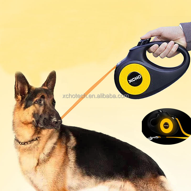 TrailPaw Retractable Dog Leash Detail